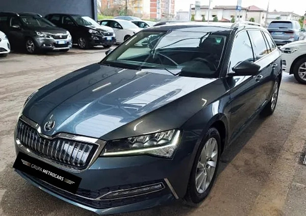 skoda Skoda Superb cena 89999 przebieg: 99128, rok produkcji 2020 z Alwernia